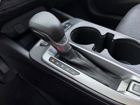 Certified 2025 Chevrolet Trax LS image 22