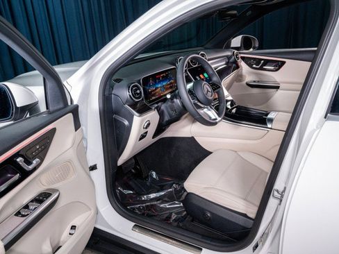 Certified 2026 Mercedes-Benz GLC 300 4MATIC image 12