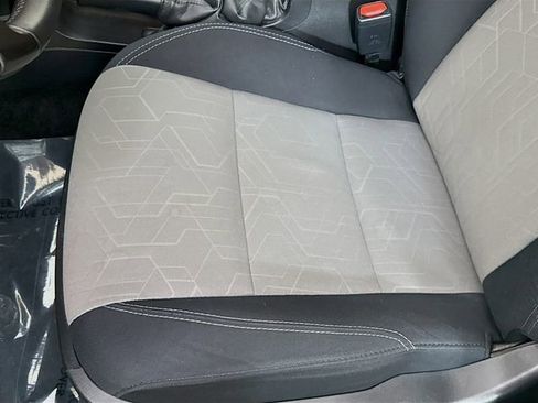 Used 2023 Toyota Tacoma TRD Off-Road image 18