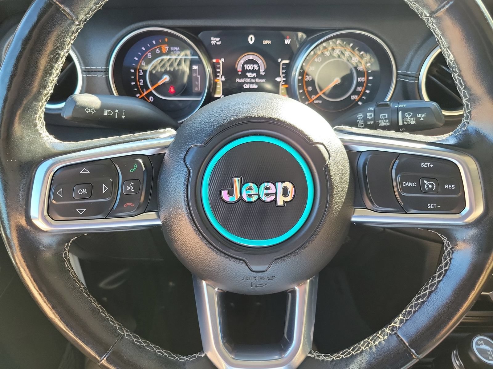 Used 2020 Jeep Wrangler Unlimited Sahara AWD/4WD image 12