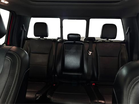 Used 2016 Ford F150 Lariat w/ Equipment Group 502A Luxury image 17