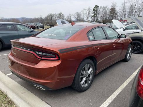 Used 2021 Dodge Charger SXT image 4