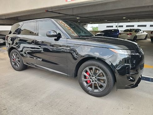 Used 2024 Land Rover Range Rover Sport Dynamic SE AWD/4WD image 9