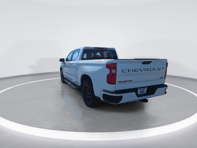 Used 2022 Chevrolet Silverado 1500 RST w/ LPO, Blackout Package AWD/4WD image 7