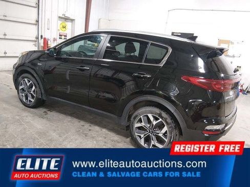 Used 2021 Kia Sportage EX AWD/4WD image 5