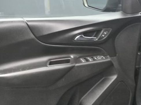 Used 2019 Chevrolet Equinox LT AWD/4WD image 11