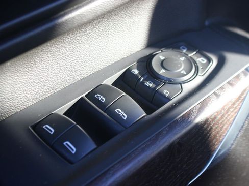 Used 2023 GMC Sierra 2500 Denali w/ Denali Ultimate Package image 14