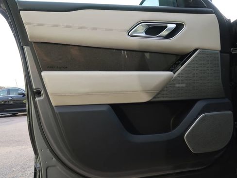 Used 2018 Land Rover Range Rover Velar image 48