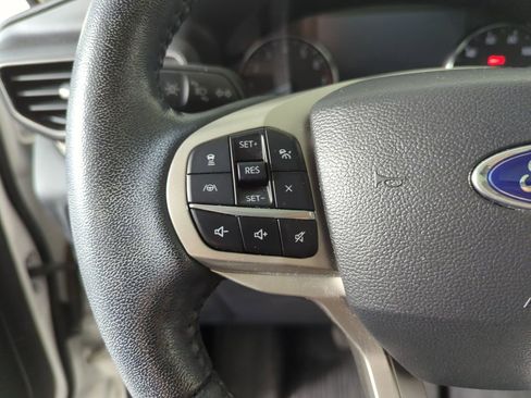 Used 2022 Ford Explorer Limited w/ Equipment Group 301A image 27