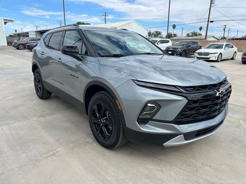 New 2025 Chevrolet Blazer LT w/ Midnight/Sport Edition image 7