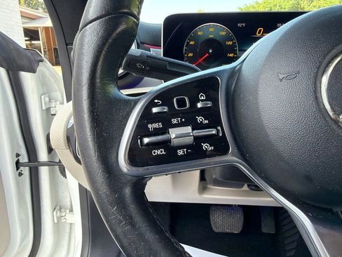 Used 2020 Mercedes-Benz CLA 250 image 30
