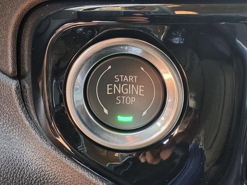 Used 2025 Chevrolet Silverado 2500 LT w/ Texas Edition image 8