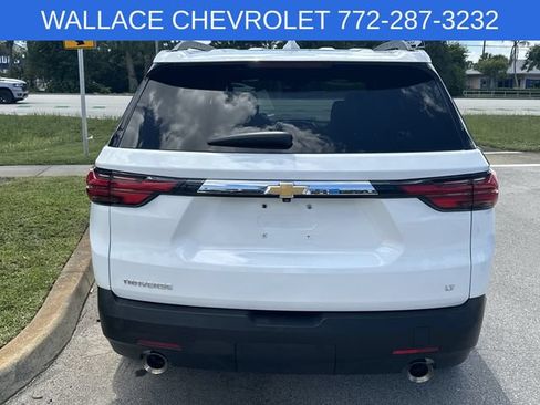 Used 2023 Chevrolet Traverse LT FWD image 8