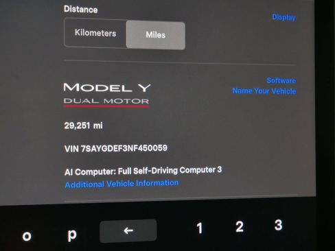 Used 2022 Tesla Model Y Performance AWD/4WD image 34