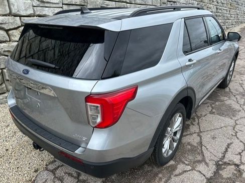 Used 2023 Ford Explorer XLT w/ Equipment Group 202A AWD/4WD image 5