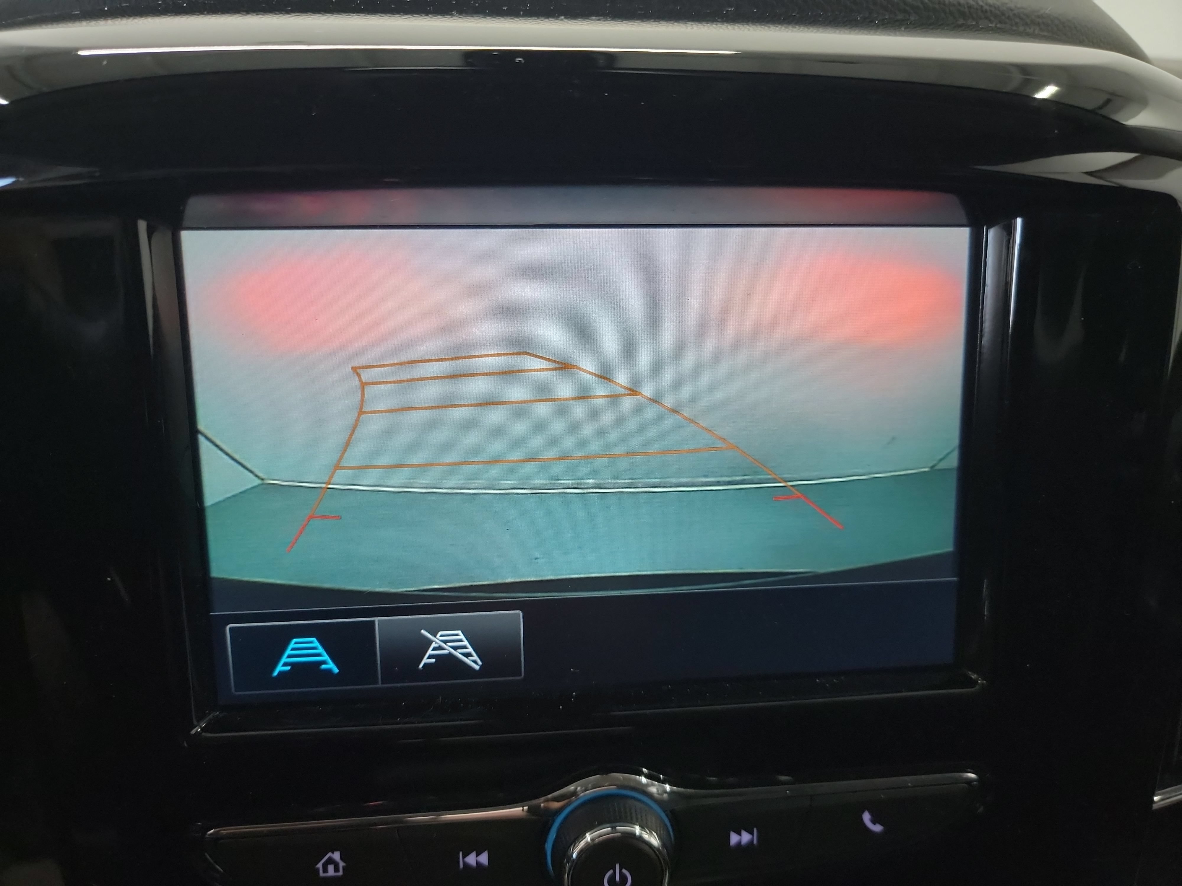 Used 2019 Chevrolet Traverse LS FWD image 23