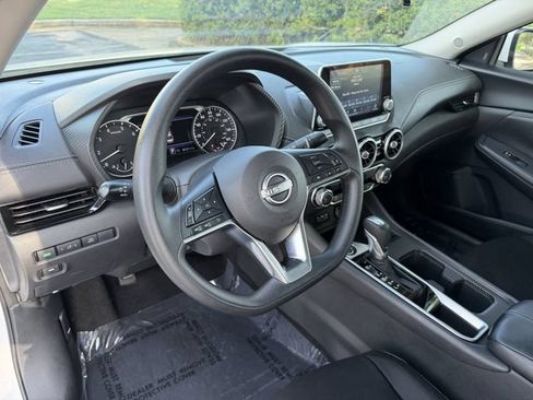 Used 2025 Nissan Sentra SV FWD image 12