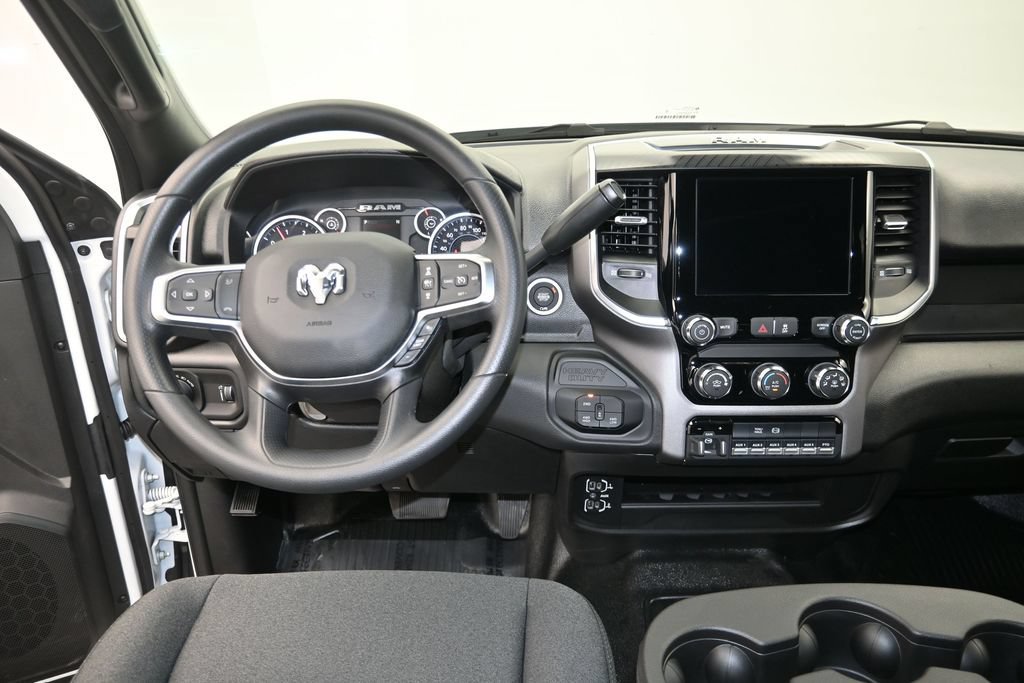 New 2026 RAM 3500 Big Horn AWD/4WD image 16