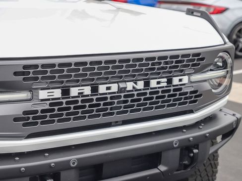 Used 2021 Ford Bronco Badlands AWD/4WD image 6