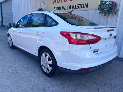 Used 2014 Ford Focus SE FWD image 7