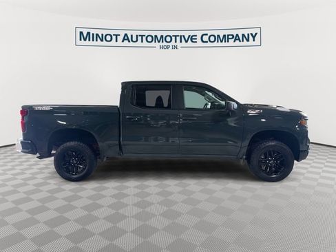 Used 2025 Chevrolet Silverado 1500 Custom Trail Boss AWD/4WD image 9