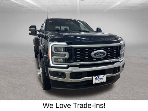 Used 2023 Ford F450 Lariat w/ Lariat Ultimate Package image 3