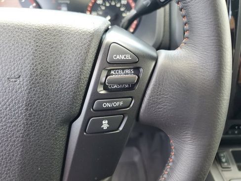 Used 2023 Nissan Titan PRO-4X w/ Pro-4x Convenience Package AWD/4WD image 12