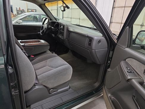 Used 2003 Chevrolet Silverado 1500 LS image 29