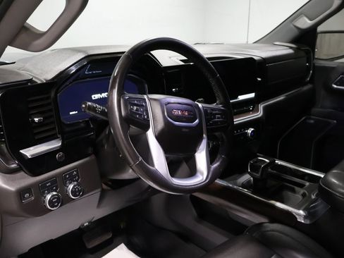 Used 2023 GMC Sierra 1500 SLT w/ SLT Convenience Package image 16
