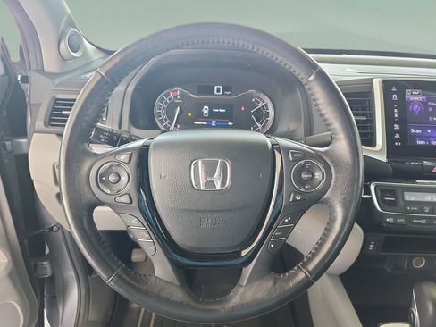 Used 2018 Honda Ridgeline RTL-E image 10
