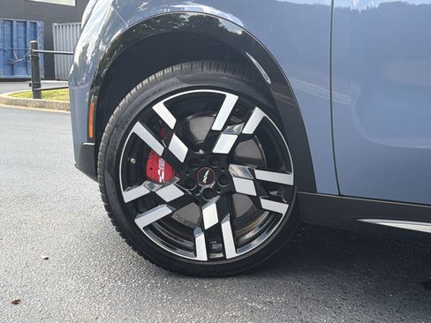 Used 2025 MINI Cooper Countryman John Cooper Works w/ Comfort Package Max AWD/4WD image 18