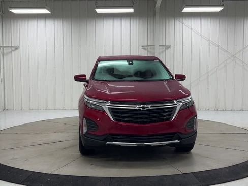 Used 2023 Chevrolet Equinox LT AWD/4WD image 3