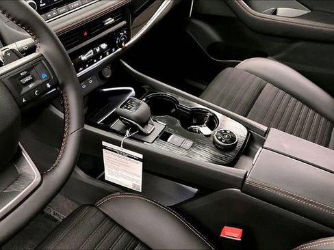 New 2026 Nissan Rogue SV image 9