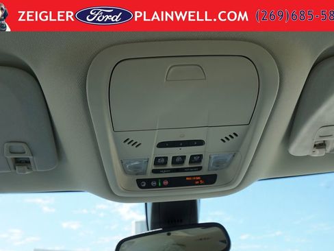Used 2023 Buick Enclave Essence w/ Experience Buick Package AWD/4WD image 31