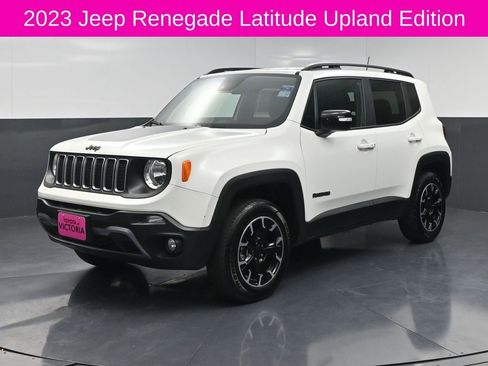 Used 2023 Jeep Renegade Latitude AWD/4WD image 2