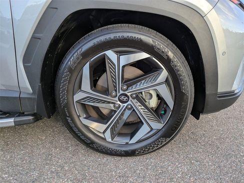 Used 2023 Hyundai Tucson Limited image 11