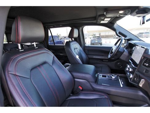 Certified 2023 Ford Expedition Limited RWD image 30