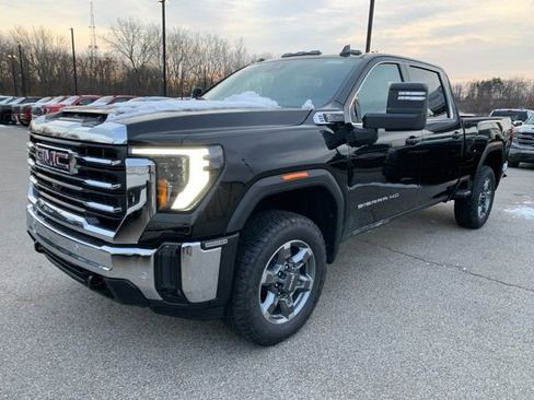 New 2026 GMC Sierra 2500 SLE w/ SLE Value Package; image 8