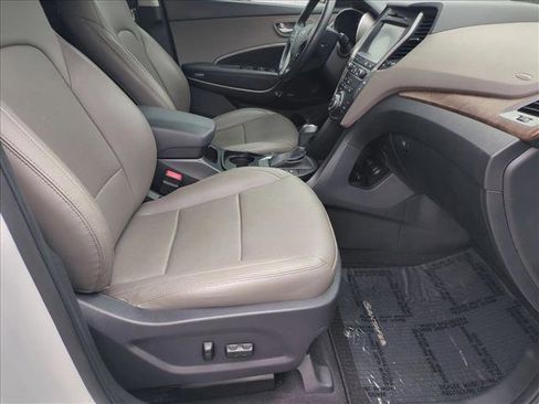 Used 2018 Hyundai Santa Fe Sport w/ 2.4L Tech Package 04 image 20