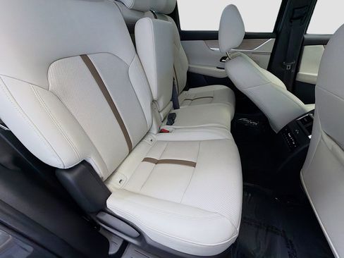 Used 2025 MAZDA CX-90 3.3 Turbo S w/ Premium Package image 15