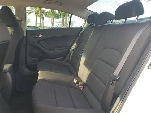Used 2016 Kia Forte LX image 12