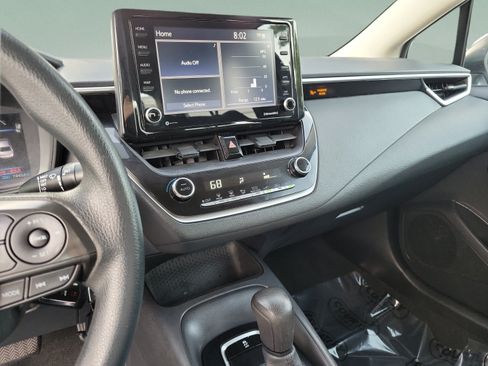 Used 2022 Toyota Corolla LE FWD image 23