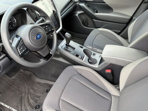 Used 2025 Subaru Crosstrek 2.0i Premium w/ Crosstrek Mirror Package image 10