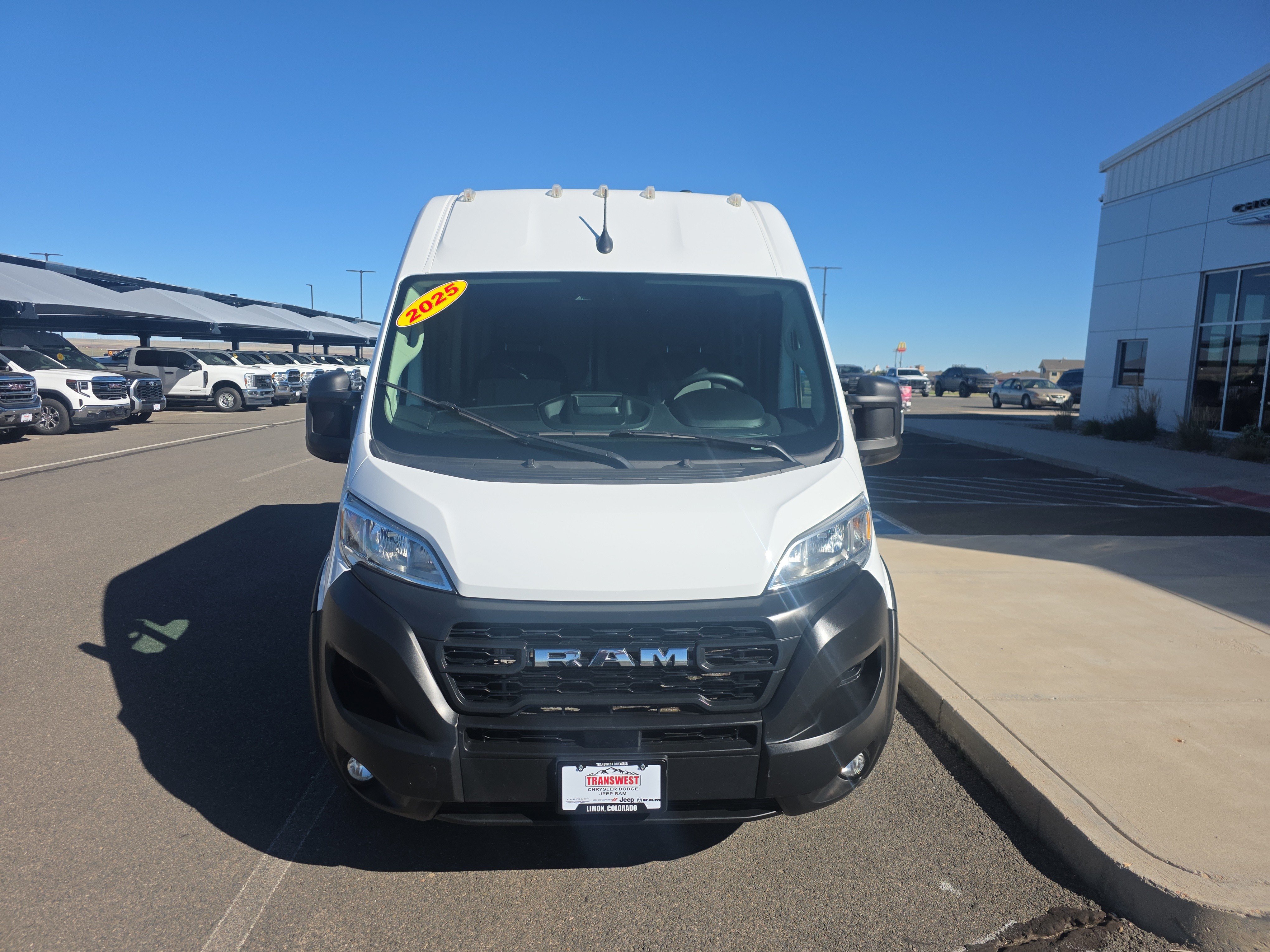 Used 2025 RAM ProMaster 2500 w/ Convenience Group FWD image 3