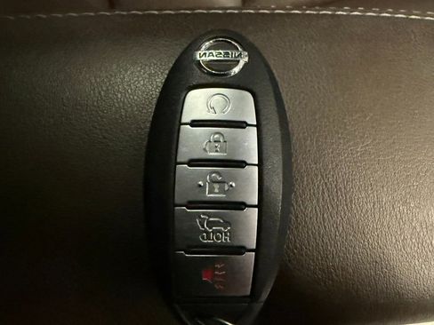 Used 2017 Nissan Murano SL w/ SL Technology Package image 16