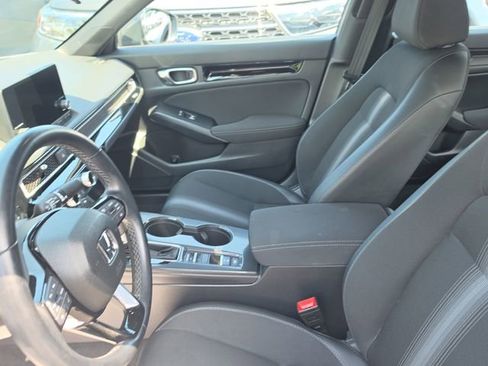 Used 2025 Honda Civic Sport image 19
