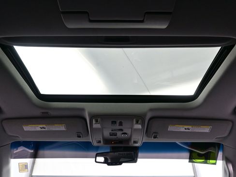 Used 2015 GMC Yukon Denali w/ Touring Package image 20