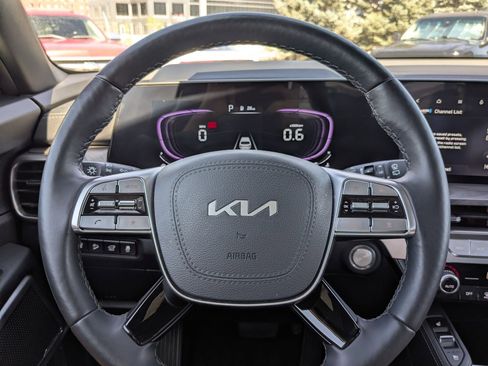 Certified 2025 Kia Telluride EX X-Line AWD/4WD image 16