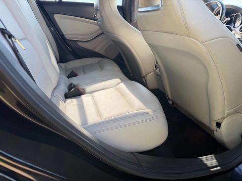 Used 2014 Mercedes-Benz CLA 250 CLA 250 4MATIC AWD 4dr Sedan image 12