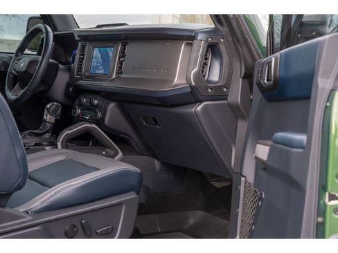 Used 2023 Ford Bronco Outer Banks image 10